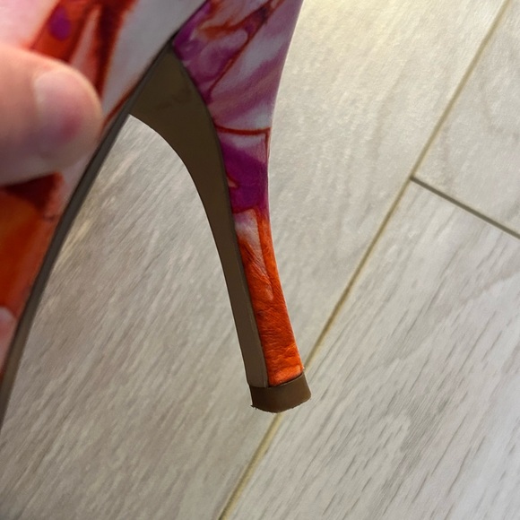 BCBG | Open Toe Heels - Picture 9 of 14